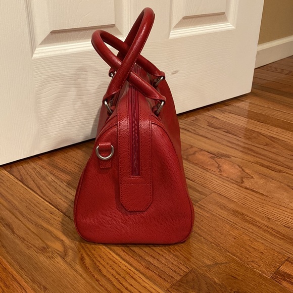 Ecco brand new red leather satchel bag with removable shoulder strap. - Picture 2 of 6